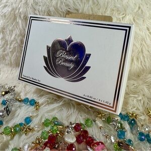 Blessed Beauty, Natural Eye Shadow Set, Plus Extras for Mobile
